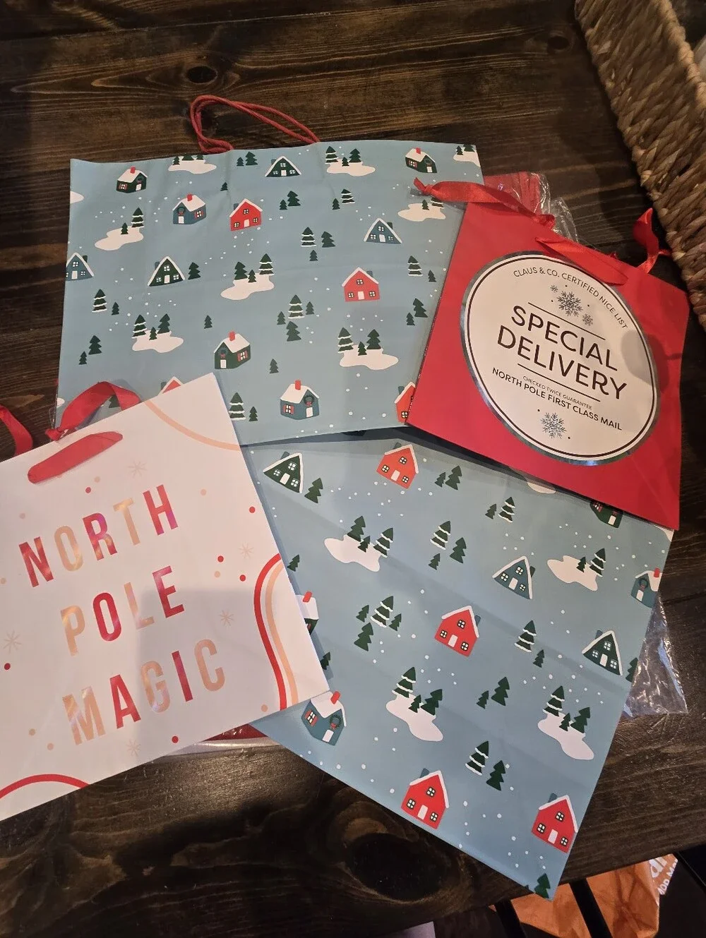12+ Medium To Extra Large Gift Bags!